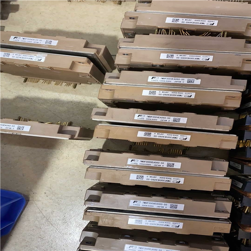 7MBP300VEA050-50 模块~议价