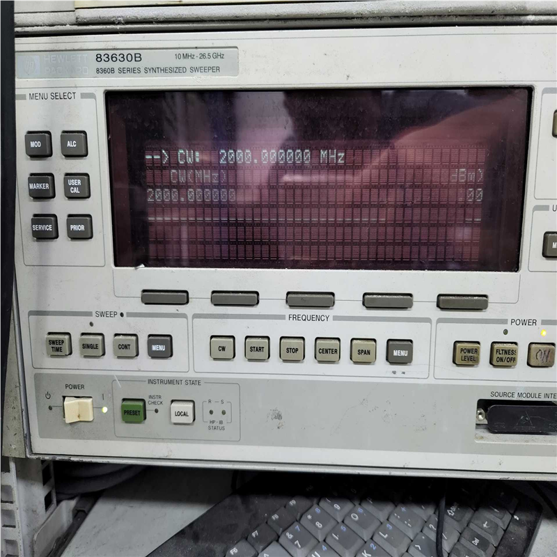 【顺庆】工厂闲置Agilent83630B信号源,功能正常,频率范围【议