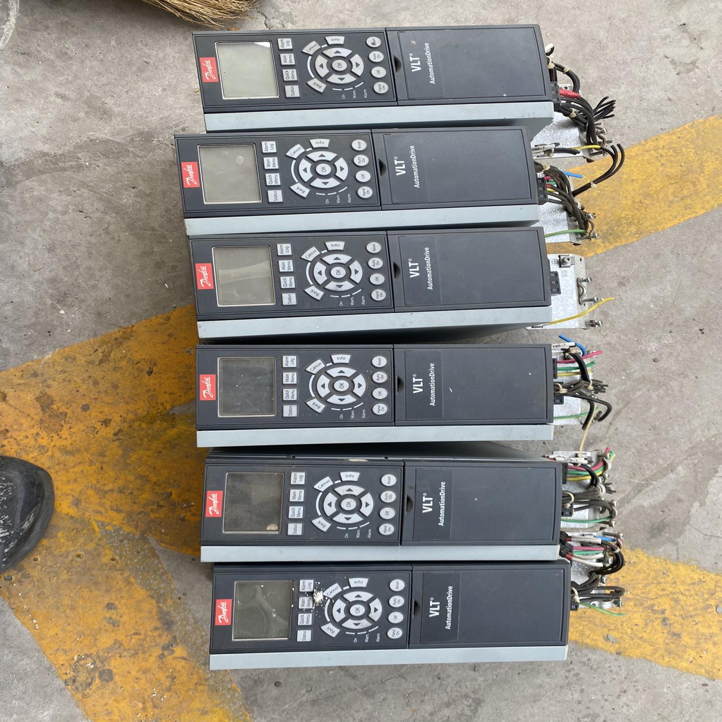 9.5新丹佛斯FC302变频器(崽崽配件）