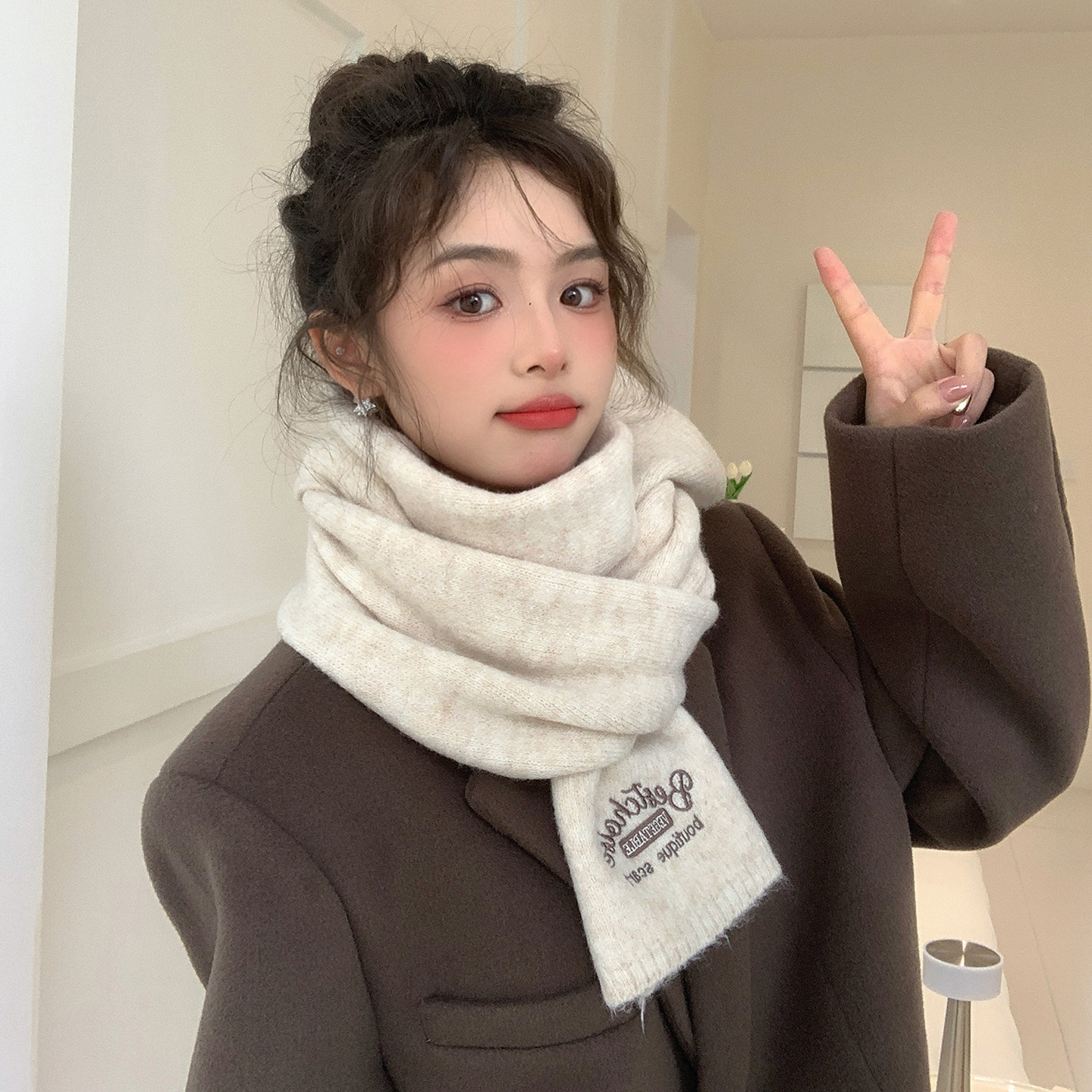 含羊毛白色围巾冬季女2025新款