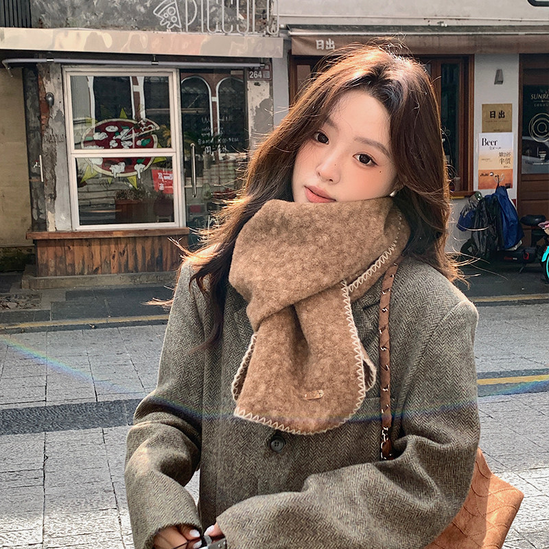 韩系氛围感卡其色围巾女冬季2025新款高级感锁边软糯加厚保暖围脖