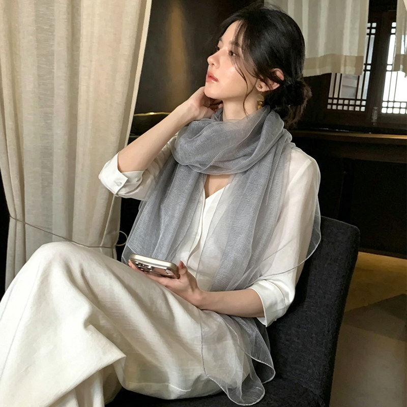 灰色丝巾轻薄女士2026新款含羊毛轻奢桑蚕丝领巾披肩围巾纱巾外搭