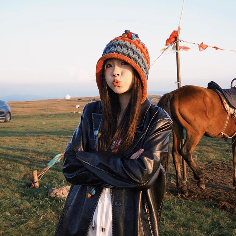 彩色流苏毛线帽子女款2025新款显脸小针织帽秋冬保暖护耳套头冷帽