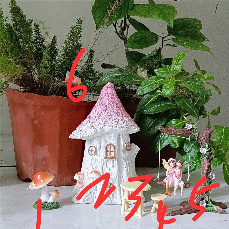 热销花房子童话仙子园艺民宿阳台布景多肉花盆九尾狐蘑菇草坪花盆