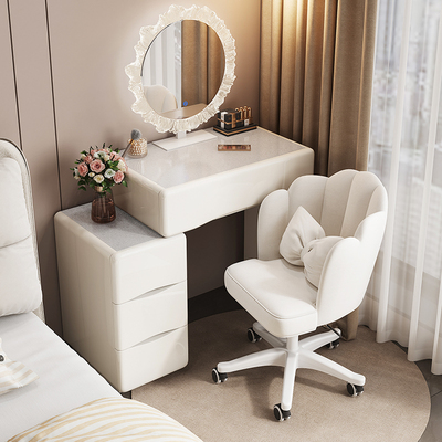 新设计桌面小户型梳妆台轻奢风