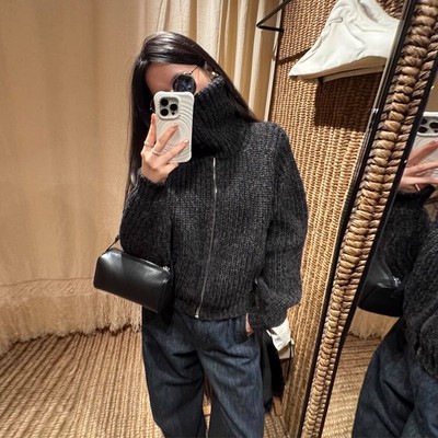 灰色拉链高领毛衣外套女25秋高级感慵懒风宽松韩系短款针织开衫冬