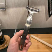 8不锈钢削皮刀刮皮器土豆削皮瓜刨厨房家用水果削皮器