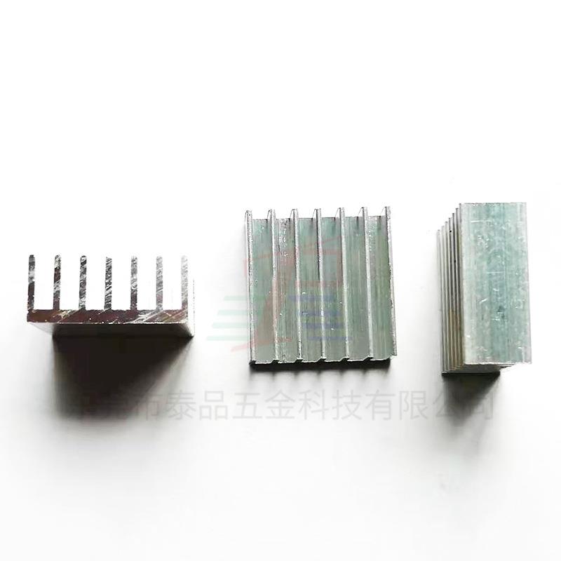 TOP220铝型材铝块14*6*1铝热TP190358片1器4散.4*5.7路由散4热芯