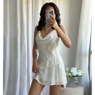 度假风闪闪珠片亮片连衣裙Holiday style sparkling sequin dress