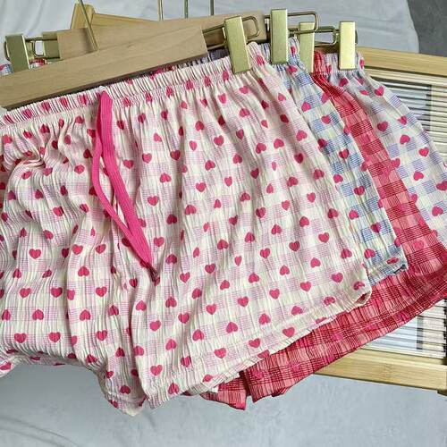 格子爱心家居直筒外穿短裤Checkered Love Home Shorts for Women