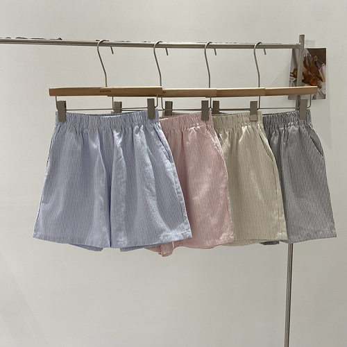 Casual wide leg pants with striped shorts 休闲阔腿裤条纹短裤