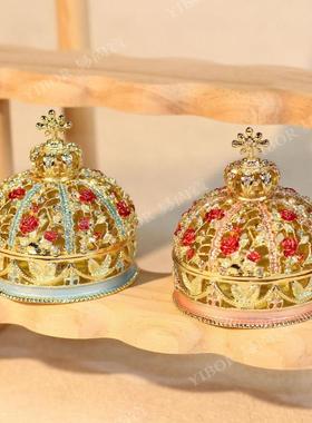 珐琅彩首饰盒金属手工艺品玫瑰花婚庆礼品皇冠摆件跨境货源