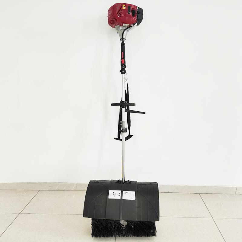 清小型手推式刷草坪机梳ZKD人工草理扫侧挂式梳草便携式扫雪机器