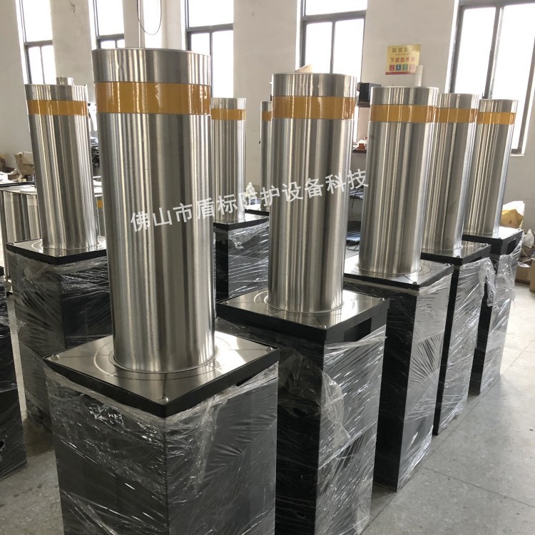 气压式半自动升降路桩可移动
