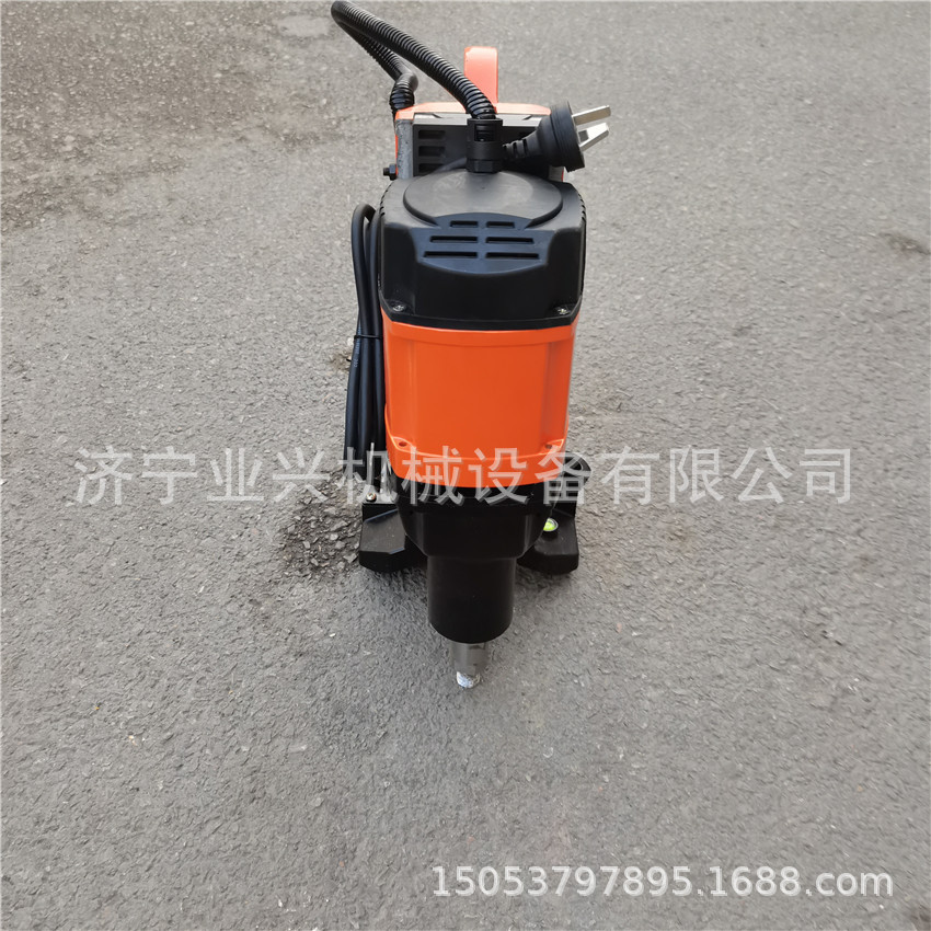业兴不锈钢镀锌管对穿开孔器