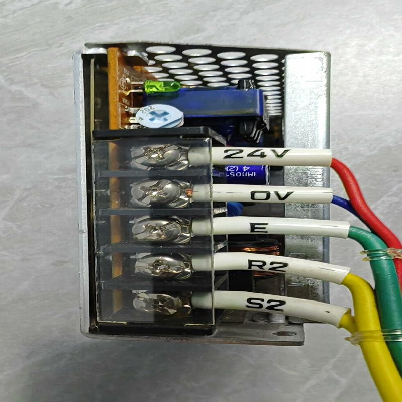 议价PS3N-D24A2CN和泉IDEC电源精密开关电源 拆