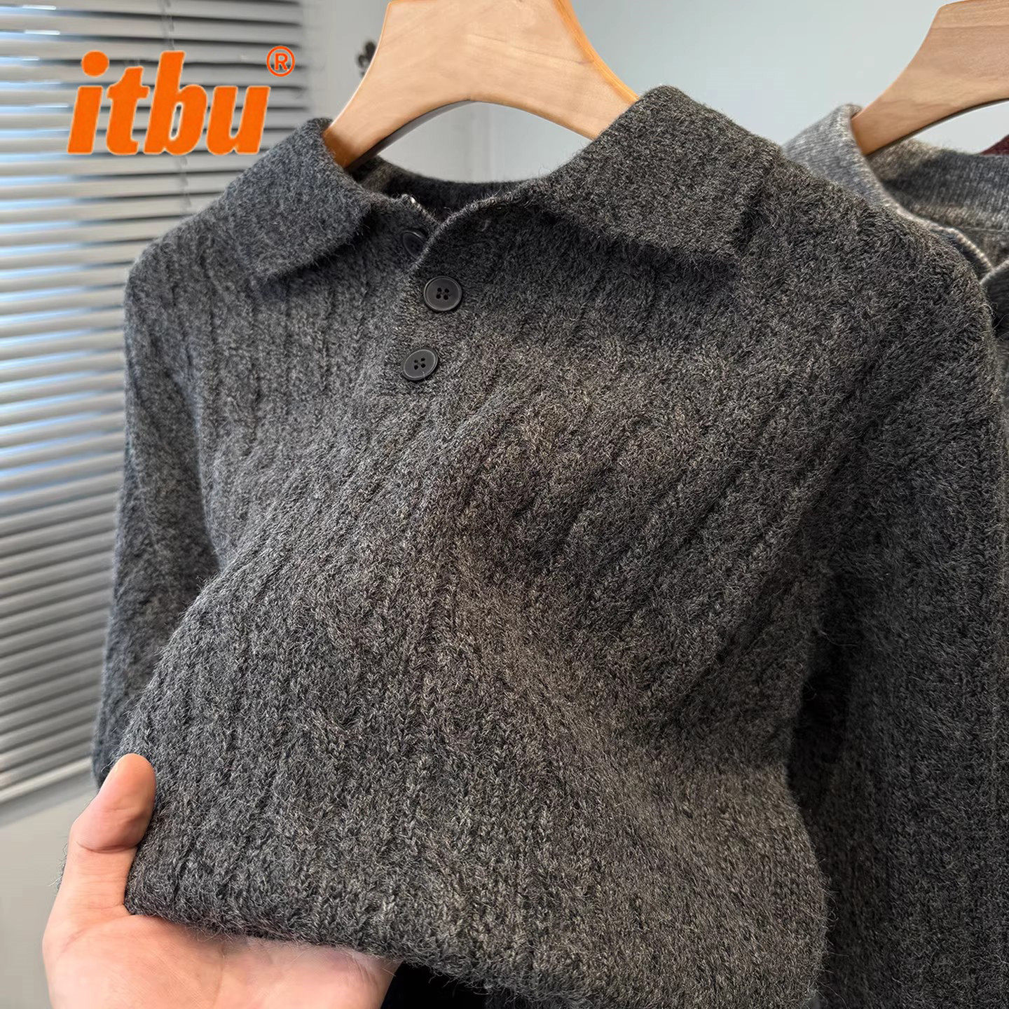 高端麻花翻领毛衣男士2025新款冬季加厚休闲POLO领针织打底衫男款