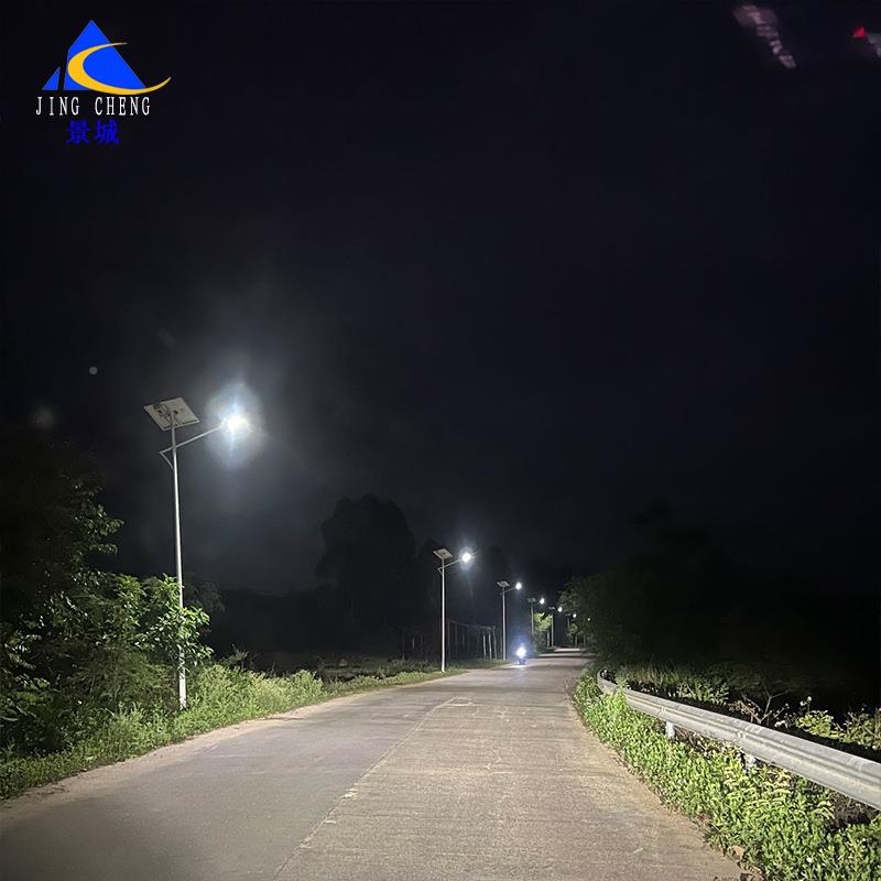 景能城ED区太阳路灯道L路照明感应太阳能XTP灯小新农村6米太阳能