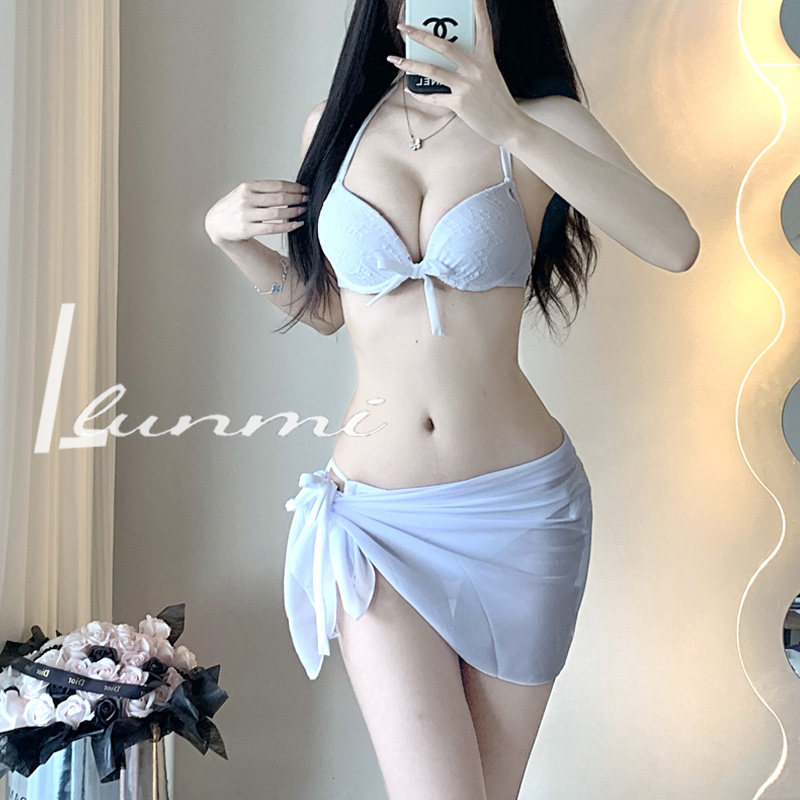 纶蜜小胸平胸比基尼加厚胸垫聚拢显胸泳衣欧美性感带钢托大胸温泉