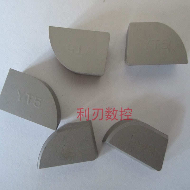 株洲90度硬质合金外圆焊接车刀头YG6YT14YW1YT15YT5 YG8YW2 A330Z