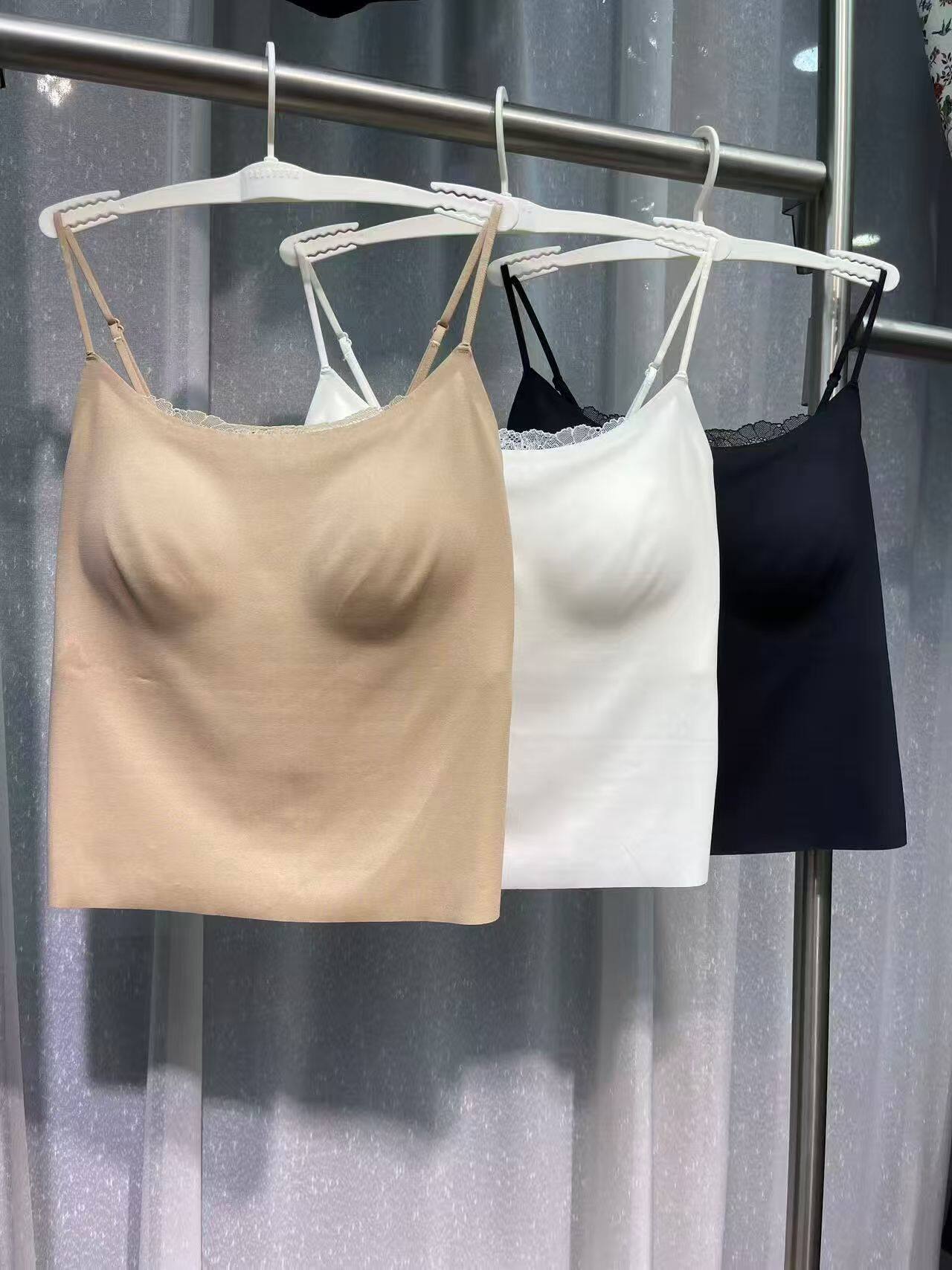 2731蕾丝粉底液防走光隐形美背