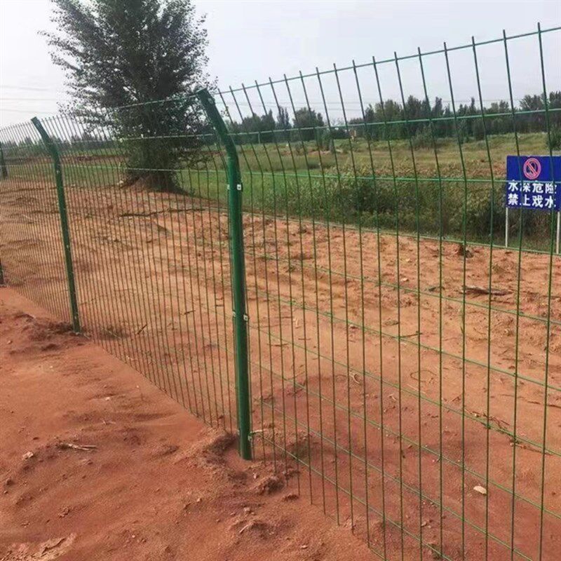 速发高速公路网格工地光伏厂车间围挡双边家用台防护栏网隔离栅