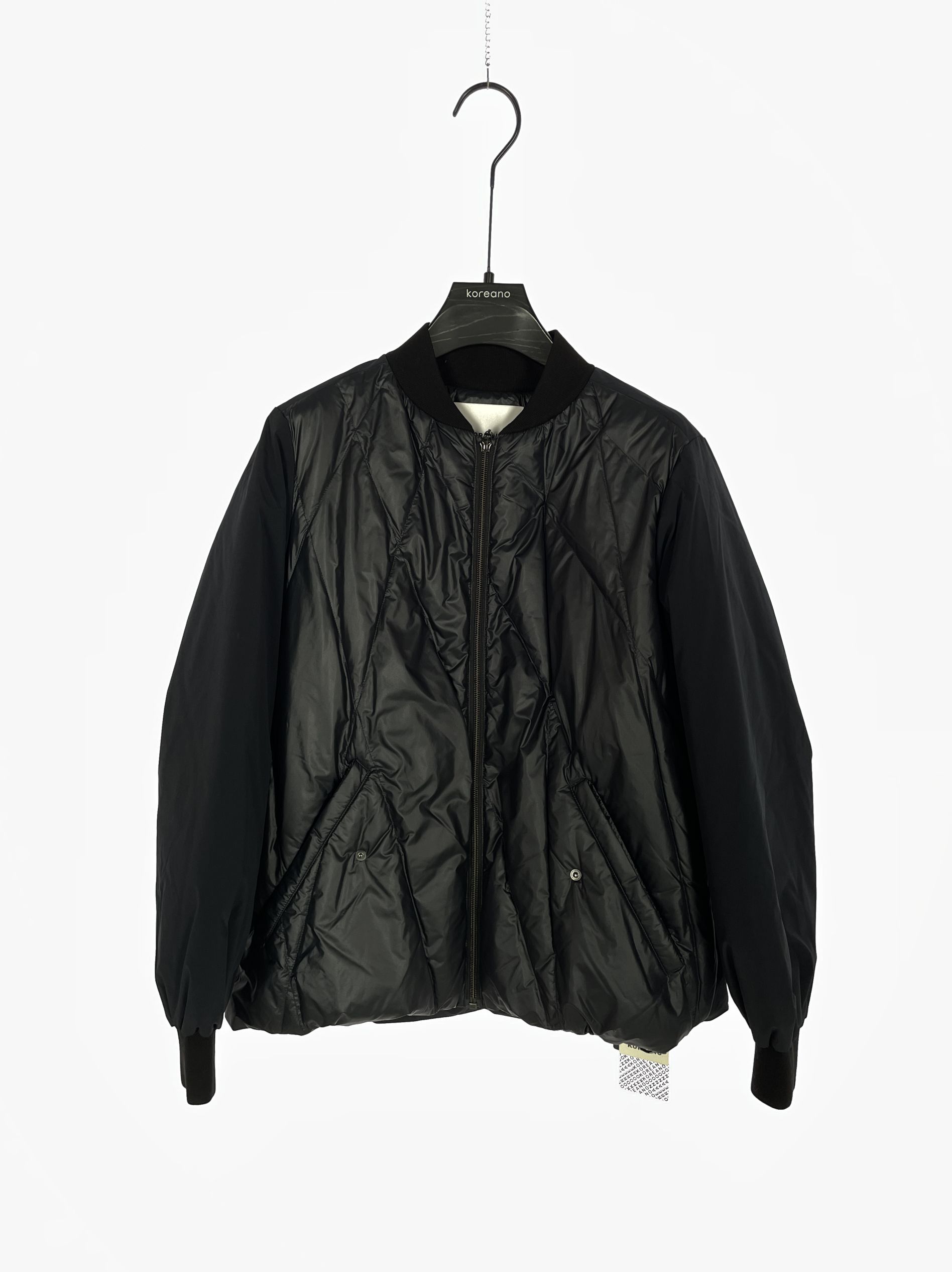 柯利亚诺冬季奥莱专柜正品羽绒服 YS2980(UNE)D黑色 吊牌价:5280