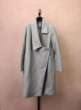 柯利亚诺冬季奥莱专柜正品大衣 FY7505(UN)灰色 吊牌价:8200