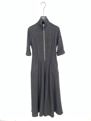 柯利亚诺冬季专柜同款黑色V领长袖X型连衣裙  LT4124 ￥3990