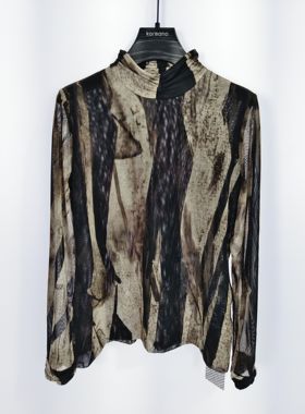 柯利亚诺冬季专柜同款T恤  TT3099(9VUN) ￥1880