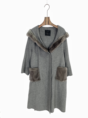 柯罗芭冬季专柜同款貂毛灰色连帽双面呢大衣 2019 FY5300 ￥25900