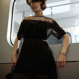 ￥2690 LW5976 柯利亚诺春秋专柜同款 黑色水墨印花连衣裙