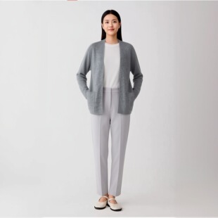 柯利亚诺冬季专柜同款浅花灰V领宽松开衫  HY9518G ￥4880