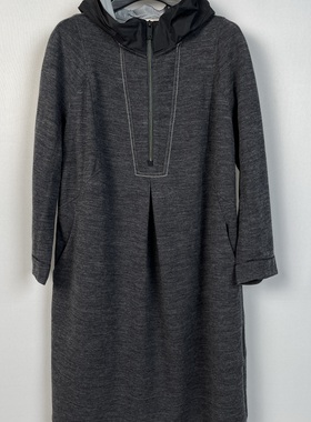 柯罗芭春秋专柜同款深灰色假帽领休闲连衣裙  LY5732 ￥4290
