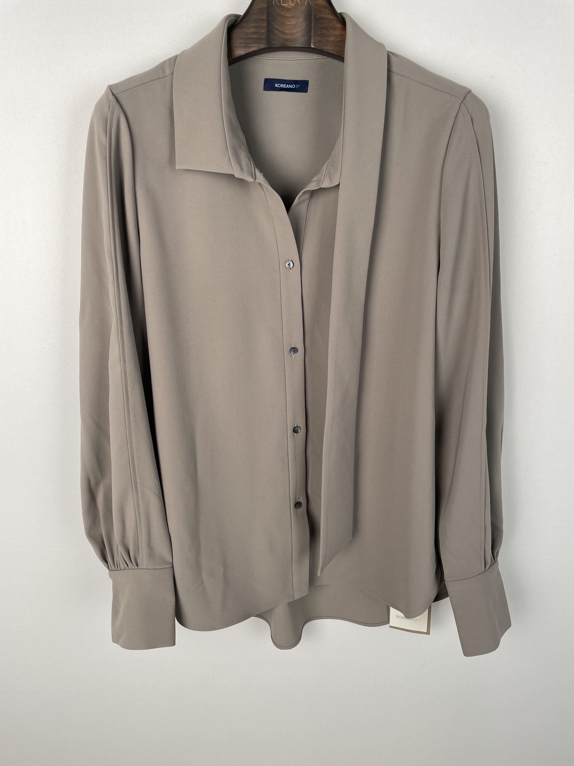 柯利亚诺冬季专柜同款鸽羽灰独特领型系结设计衬衫  CW4253(JUN)