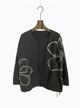 柯罗芭冬季专柜同款灰色宽松印花毛衫  HY9837G ￥4290