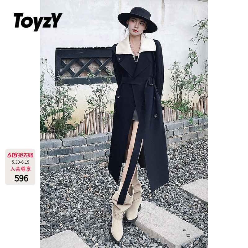 ToyzY年秋新款可拆假领子时尚舒弹绒黑色长款风衣外套女