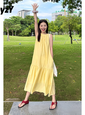 ToyzY2025秋新款鹅黄色无袖连衣裙长款度假风背心裙ZC35305430