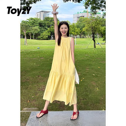 ToyzY2025秋新款鹅黄色无袖连衣裙长款度假风背心裙ZC35305430