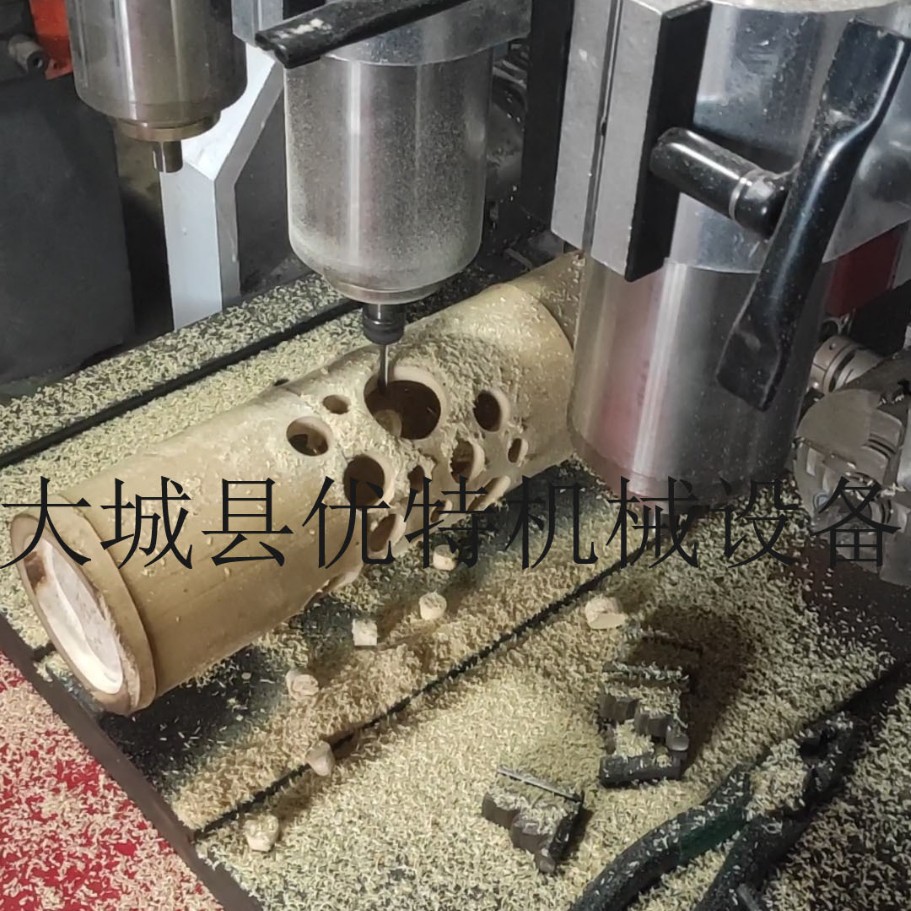 竹子圆柱笔筒雕刻切割机