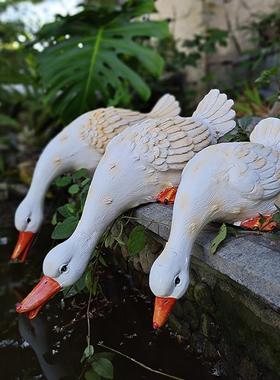 户外仿真树脂喝水鸭子摆件庭院花园水池鱼池水景装饰院子造景布置