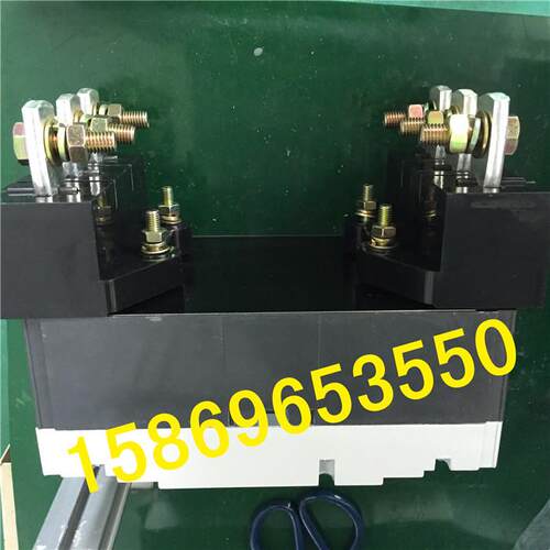 现货速发供应 cm1-225l/00 225A插入式塑壳断路器 空气开关带CR2-