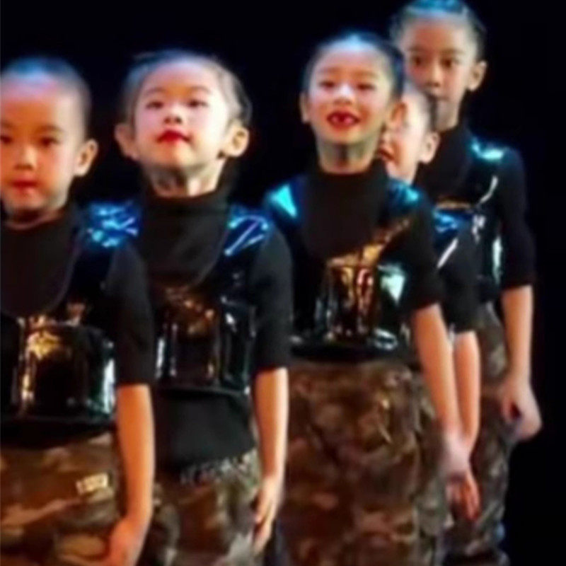 现货速发我是兵娃娃六一儿童演出服幼儿园小学生迷彩舞蹈男童表演