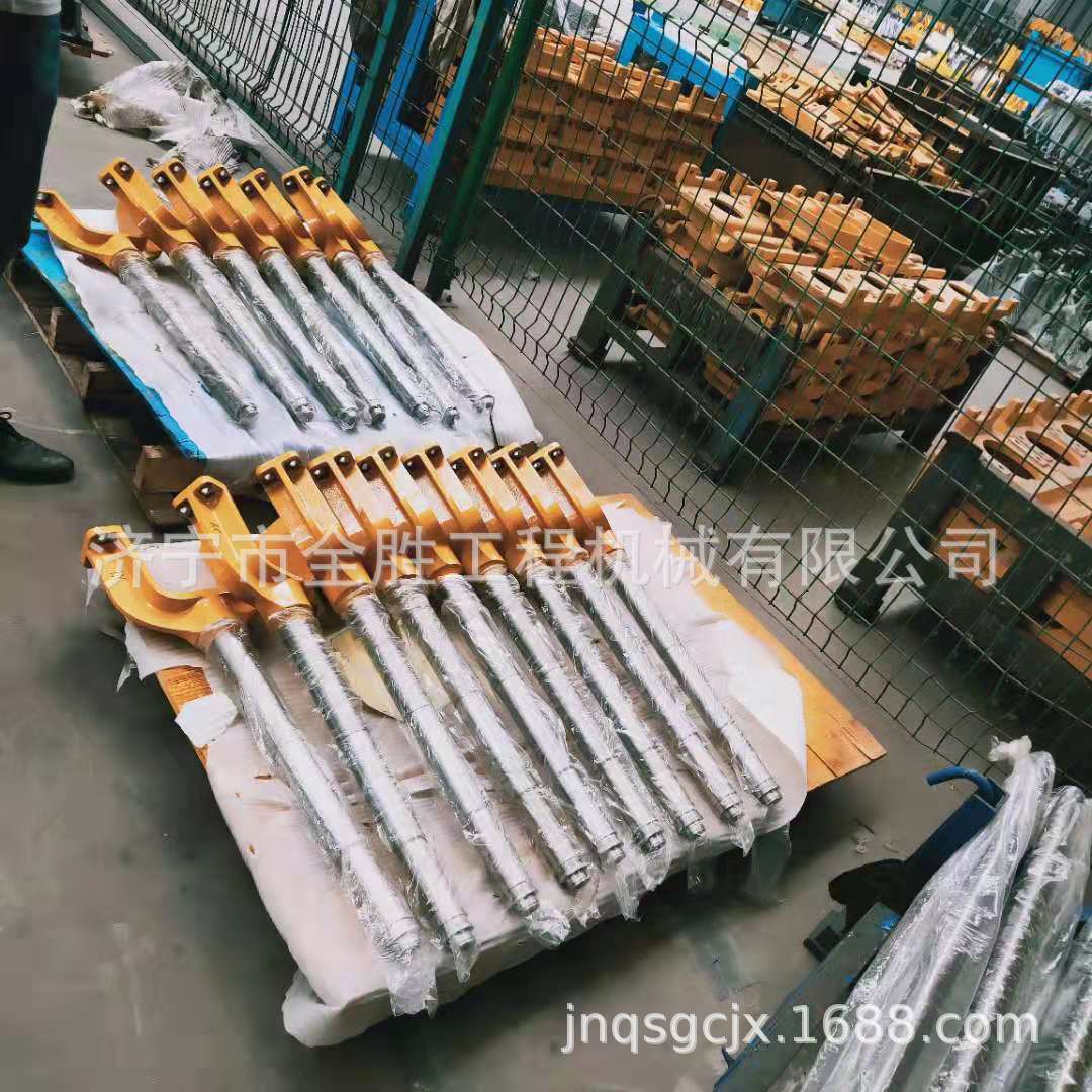D31推土机配件涨紧油缸齿轮泵