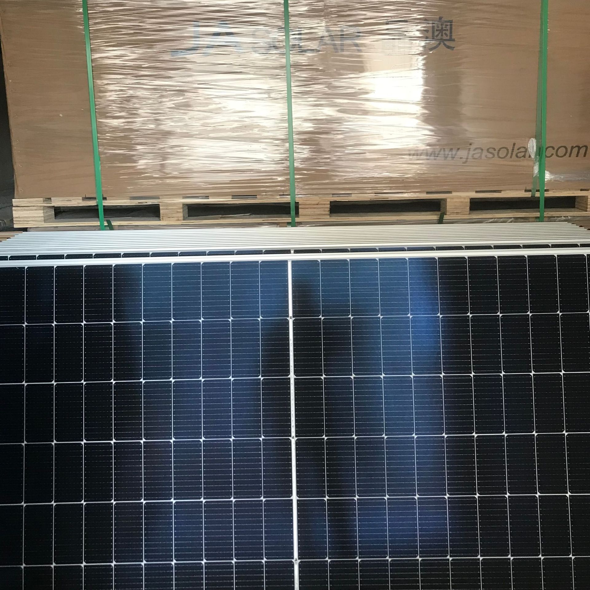 晶澳JAM72D30单晶双面光伏板