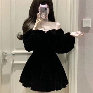 速发法式赫本高级感字丝绒一金肩连衣裙秋冬小个子温柔风蓬蓬小黑