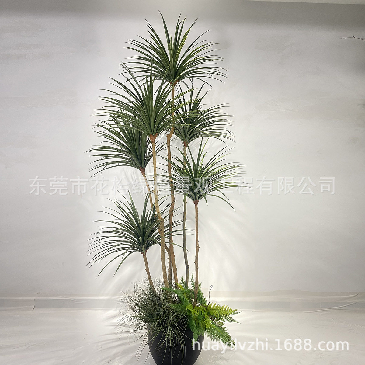 仿真铁树假盆栽巴西龙血树绿植商场植物红铁血树酒店落地盆景摆件