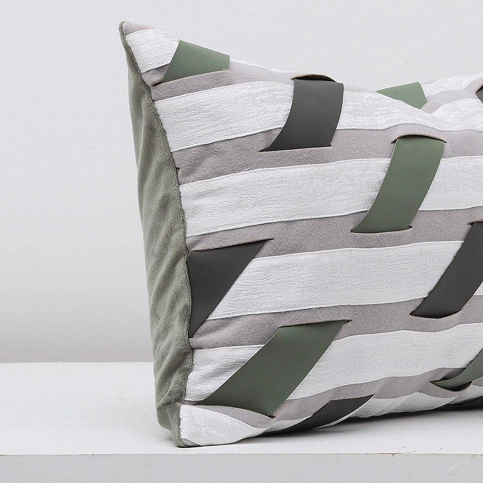 灰绿色现代轻新中艺式皮编织术沙发UVG抱枕板间展厅布样艺奢软装