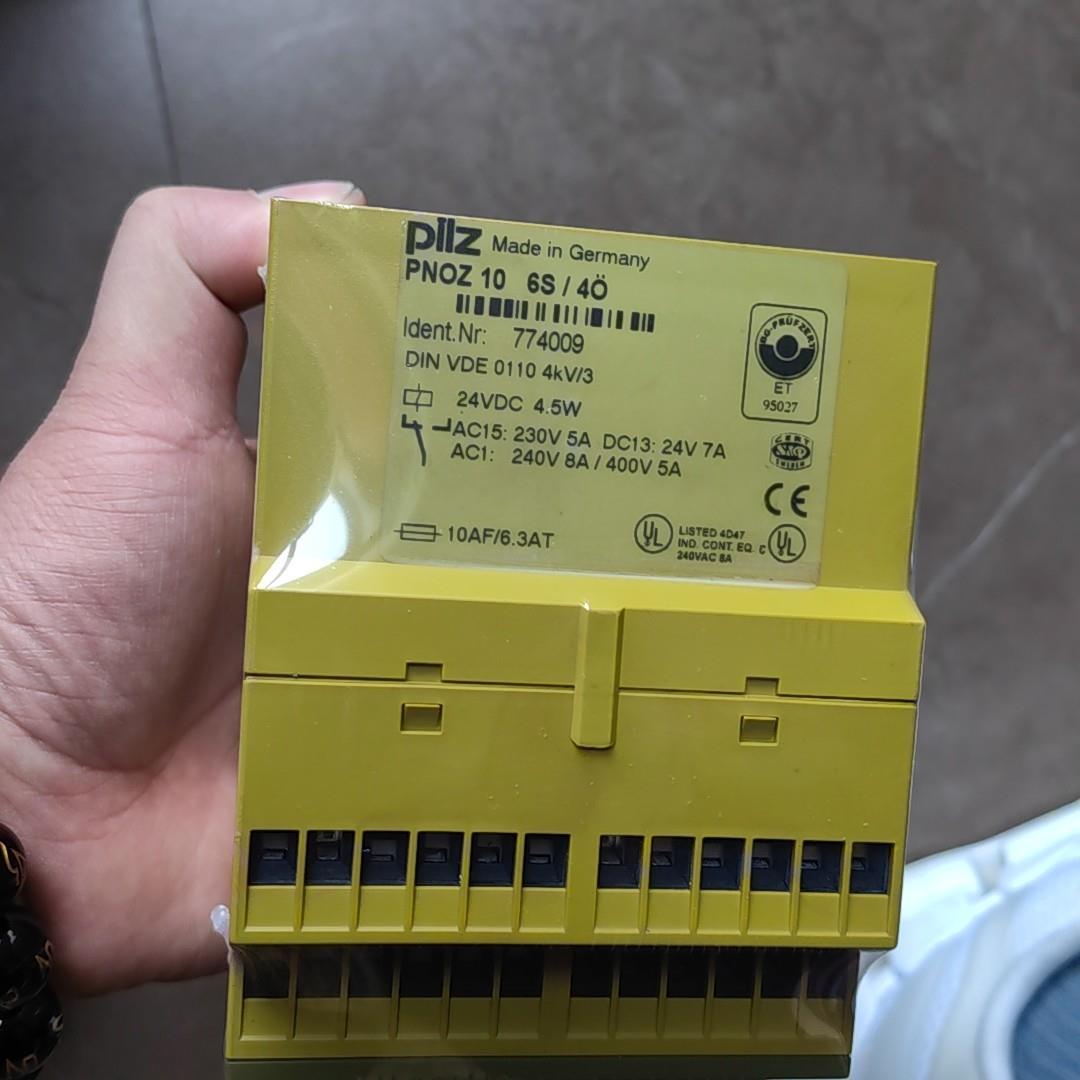 皮尔兹PNOZ安全继电器PilZ 10 774009德国进口(崽崽配件）
