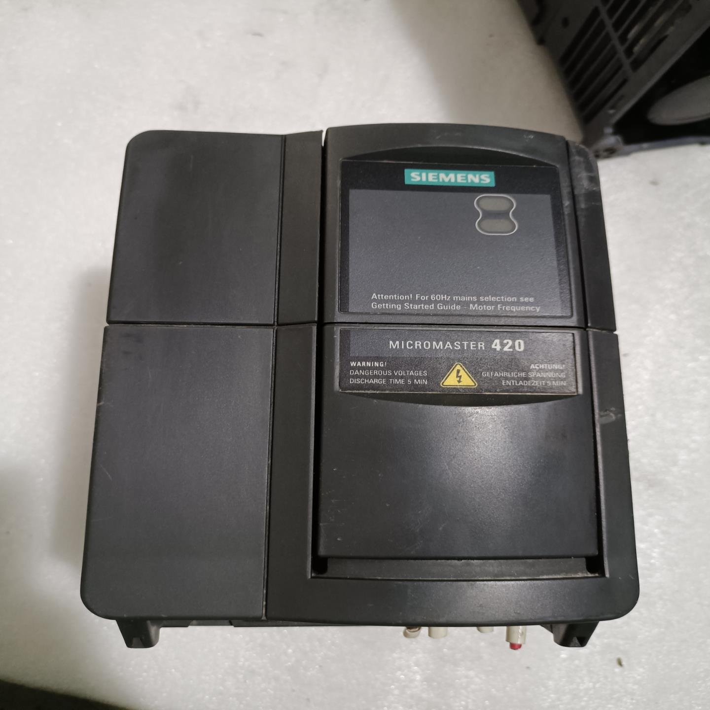 西门子420系列变频器2.2KW 6SE6420-2UD22（崽载电子）